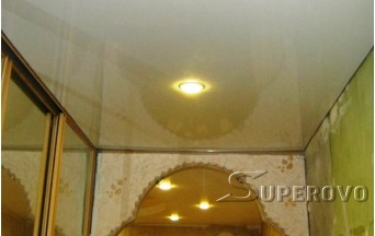 Натяжной потолок в коридор белый глянец одноуровневый до 7 кв.м в Барановичах 